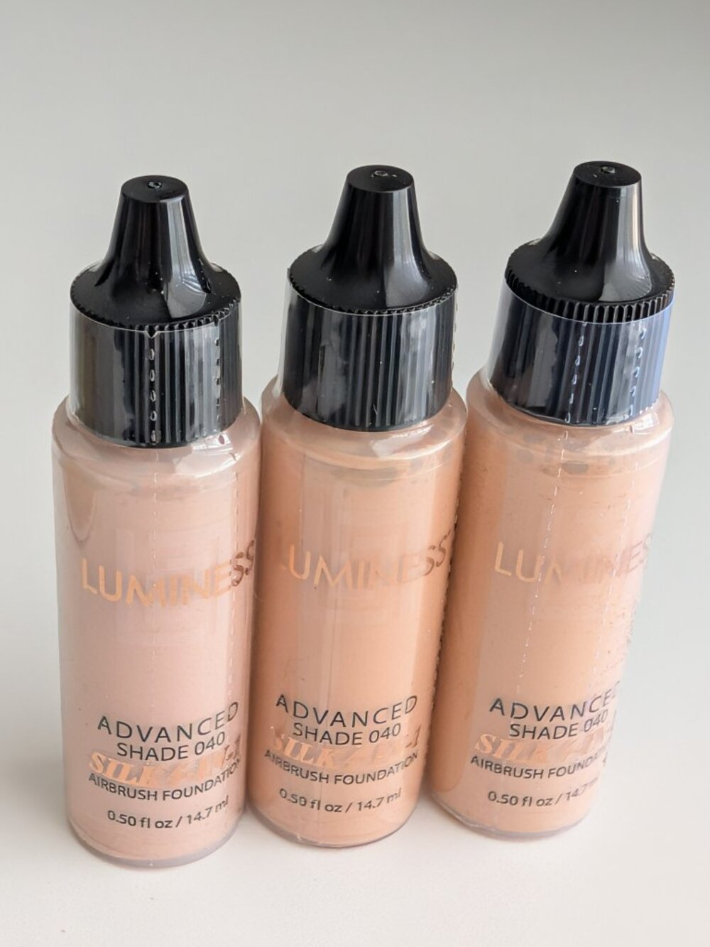 3 LUMINESS Silk 4 in 1 Airbrush Foundation Advanced (Shade 040) .50oz SEALED